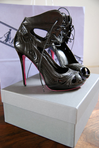 Oh Alexander McQueen, I love you Oh Alexander McQueen, I love you